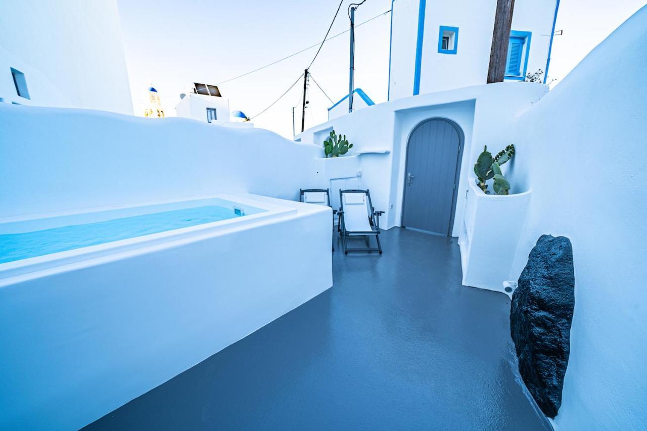 Eternity Santorini 2* Fira (Santorini)